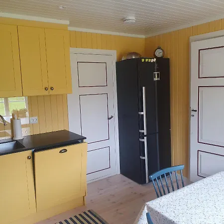 Brekkveien 81-meget Sentral Hytte,15 Min A Ga Til Sentrum