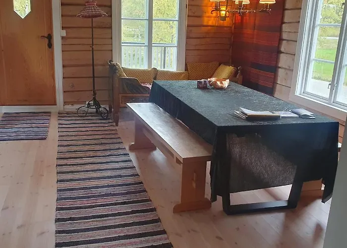 Brekkveien 81-meget Sentral Hytte,15 Min A Ga Til Sentrum Semesterbostad