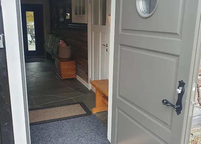 Brekkveien 81-meget Sentral Hytte,15 Min A Ga Til Sentrum